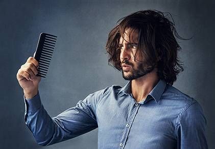 Capelli crespi uomo: come riconoscerli