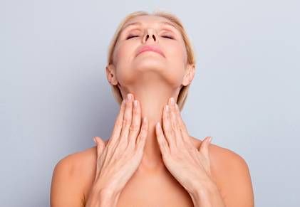 Esercizi per mento e collo